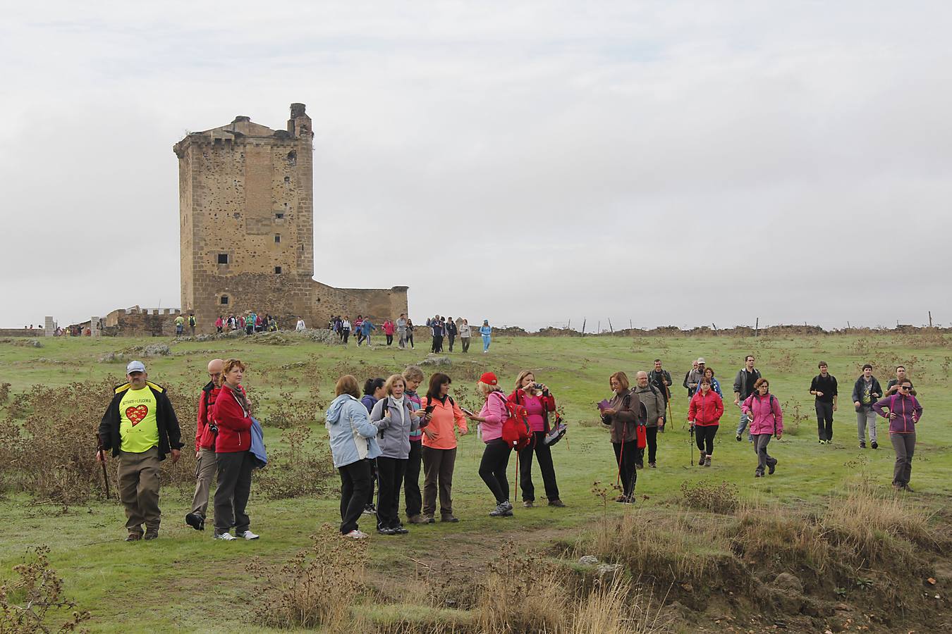 Ruta senderista para pedir la protección de la ermita de San Jorge