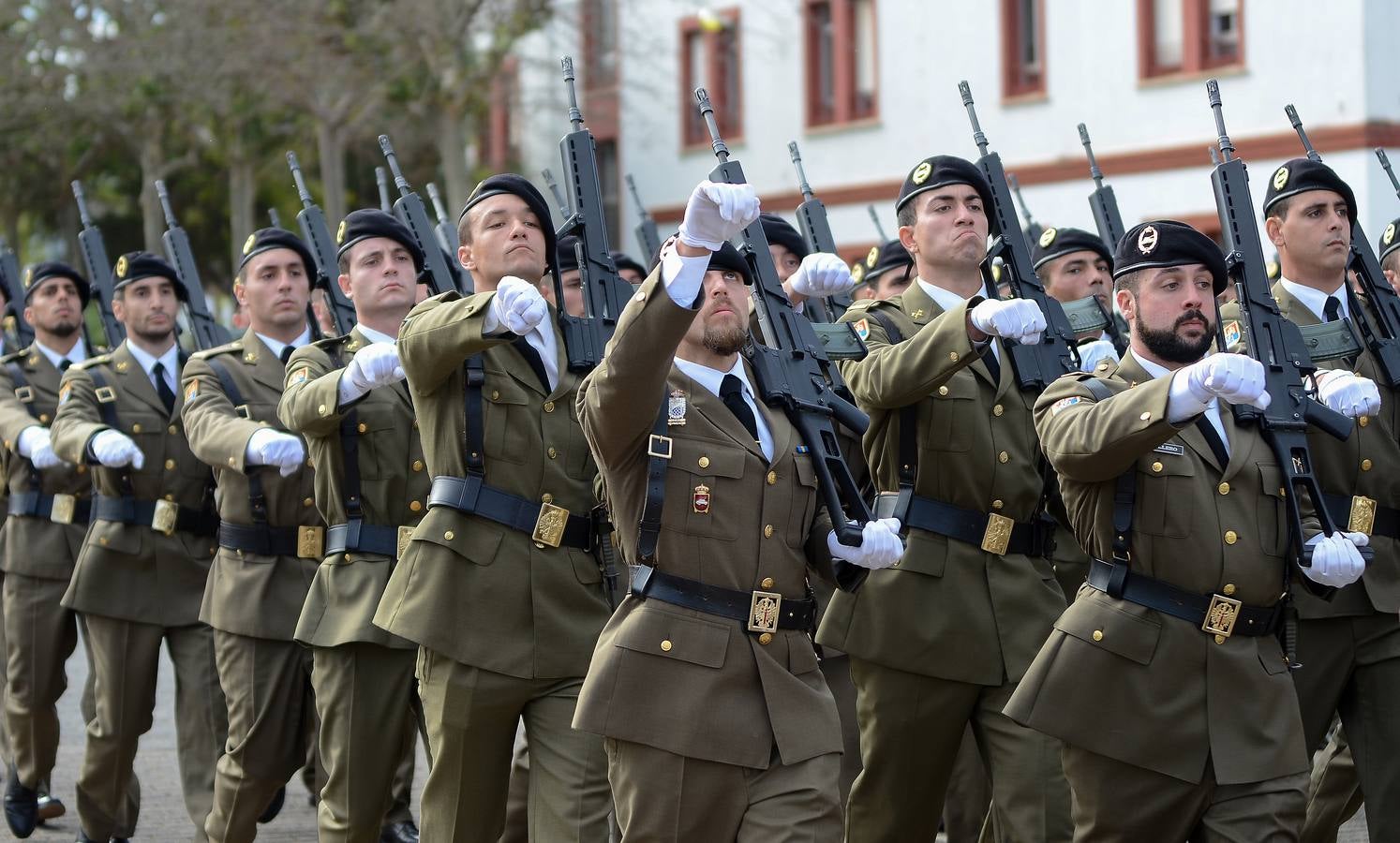 La Base de Bótoa acoge a un nuevo grupo caballería