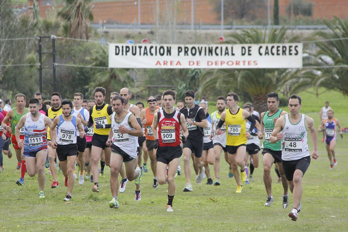 Más de 1.200 atletas, en el Trofeo Diputación de Campo a Través