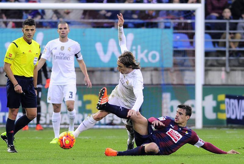 Las mejores imágenes del Eibar - Real Madrid