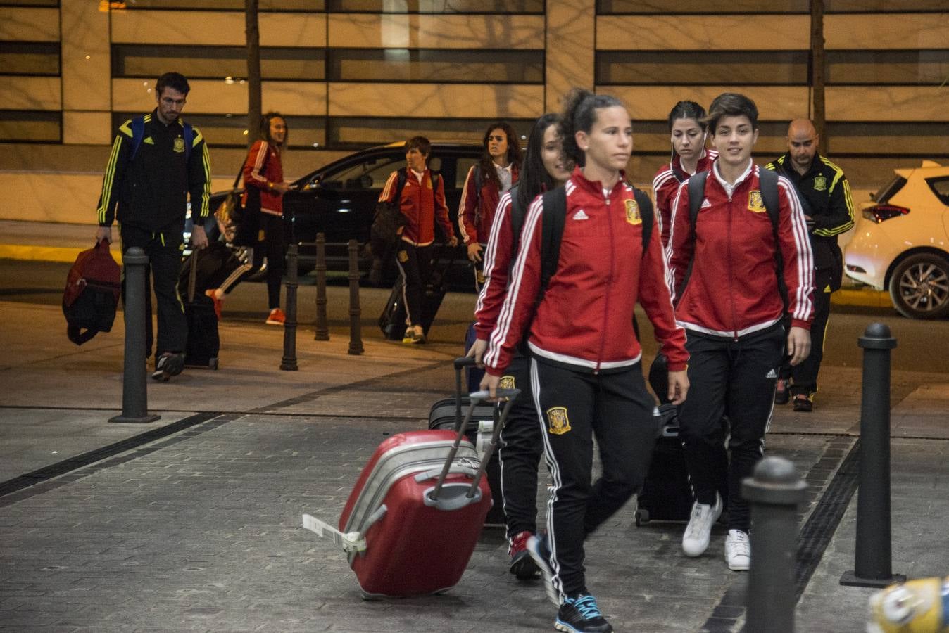 España ya está en Badajoz