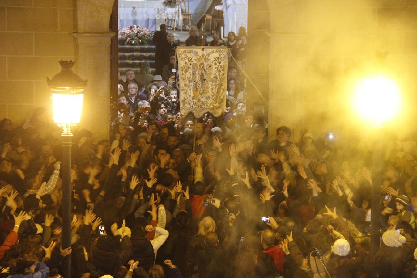 Torrejoncillo celebra su encamisá