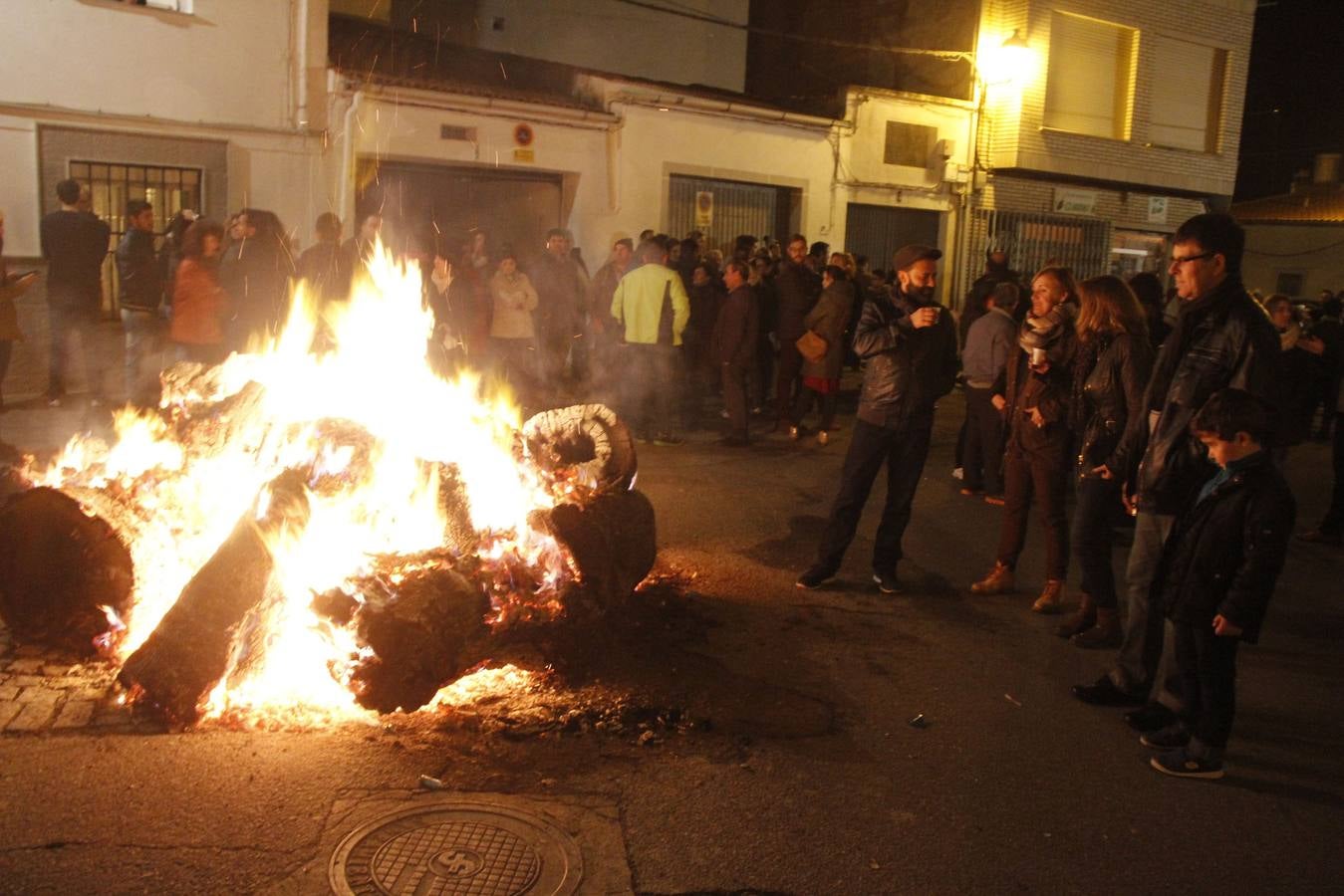 Torrejoncillo celebra su encamisá