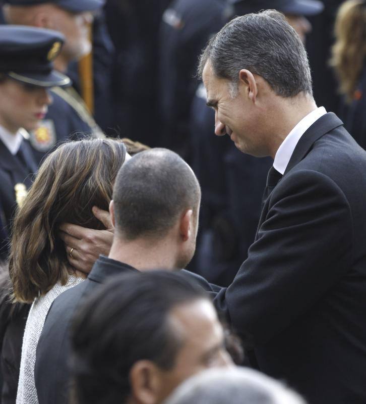 Llegada de los restos de los agentes asesinados en Kabul y funeral