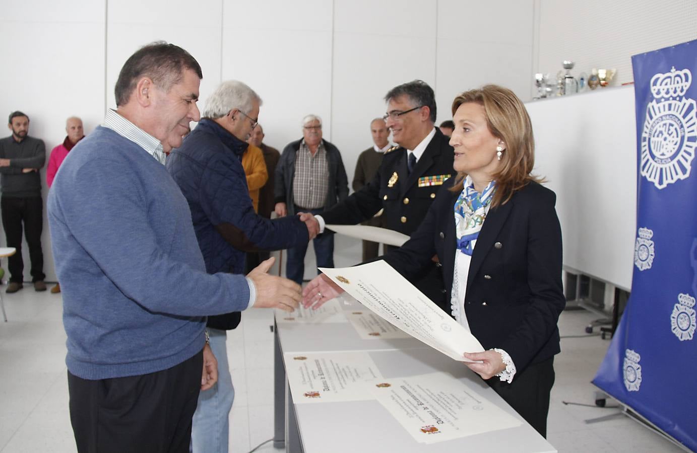 Homenaje a once policías nacionales en el 192 aniversario de la creación del Cuerpo