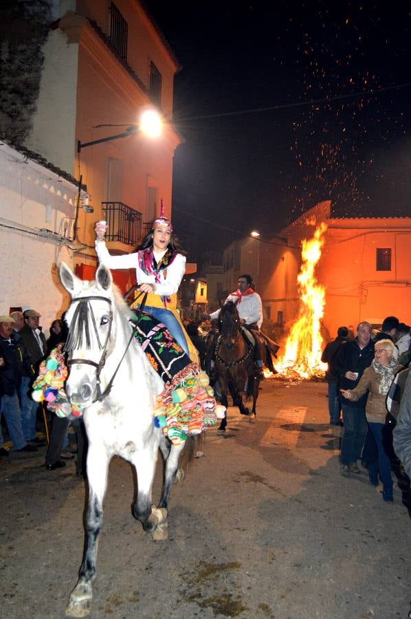 Júbilo y devoción en Navalvillar de Pela por San Antón