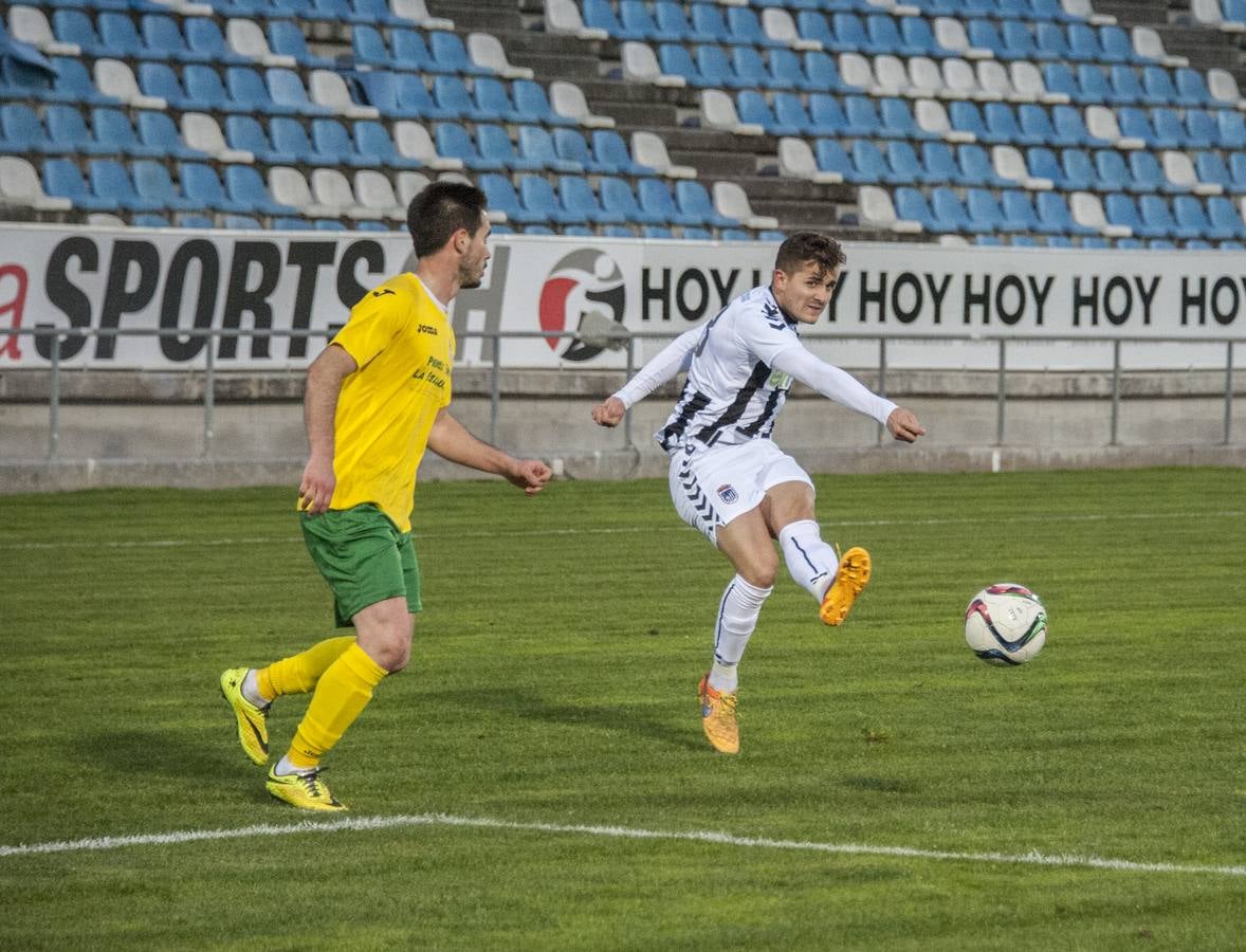 El CD Badajoz empata con el Olivenza