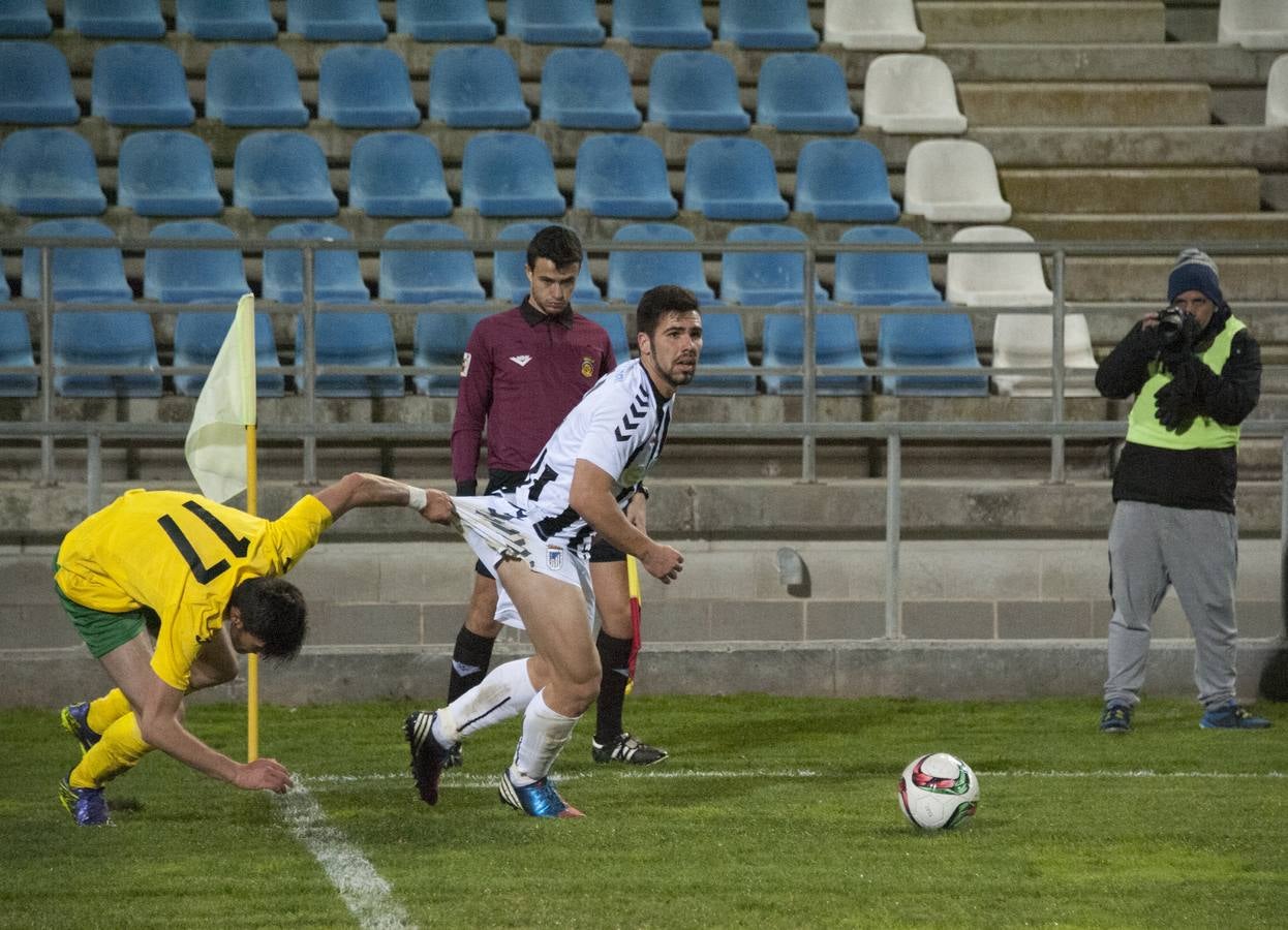 El CD Badajoz empata con el Olivenza