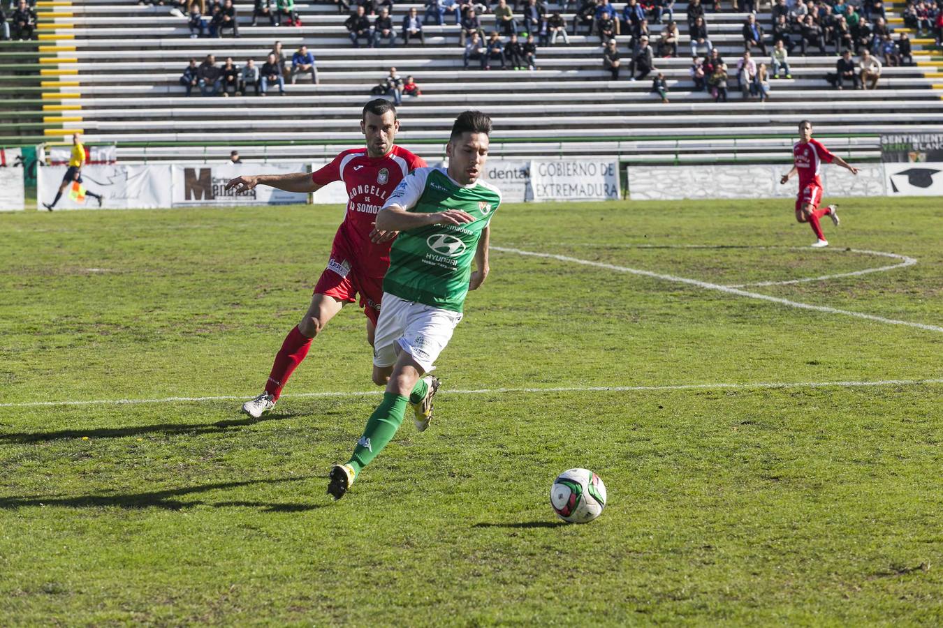 Cacereño 0- Somozas 2