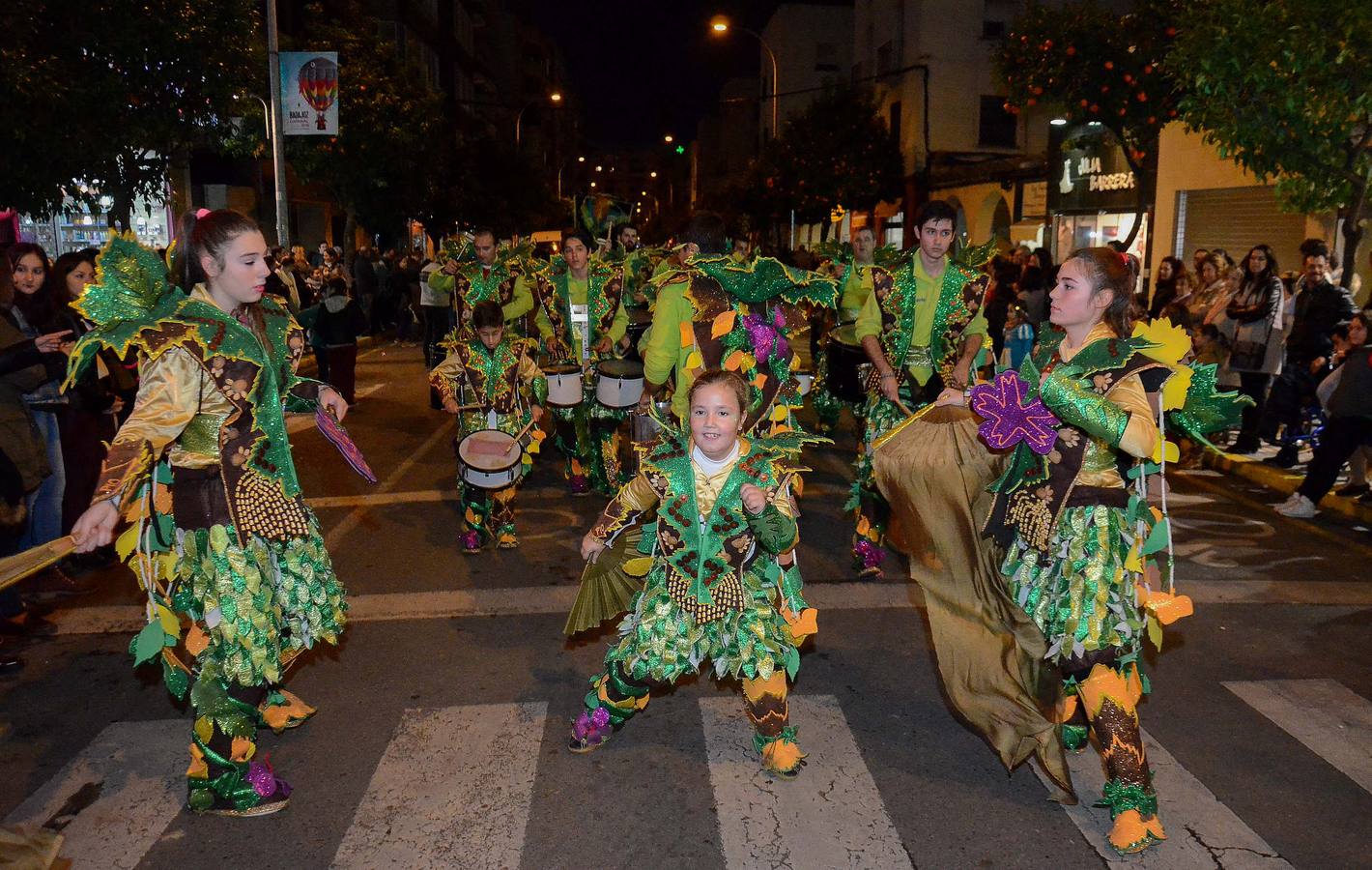 Sábado, 23 de enero. La quema del Marimanta de Santa Marina, que representaba a Pujoy Mas, puso el punto de partida del Carnaval de Badajoz. Fotografías: Casimiro Moreno.