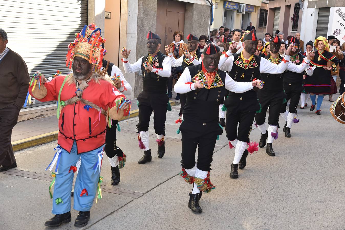 Los Negritos de San Blas llenan de danzas ancetrales Montehermoso