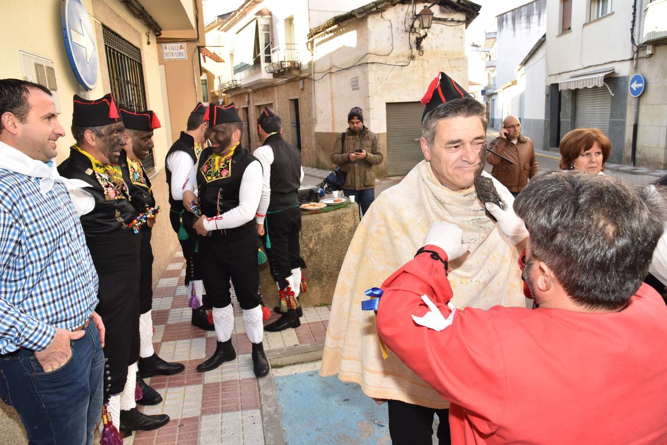 Los Negritos de San Blas llenan de danzas ancetrales Montehermoso