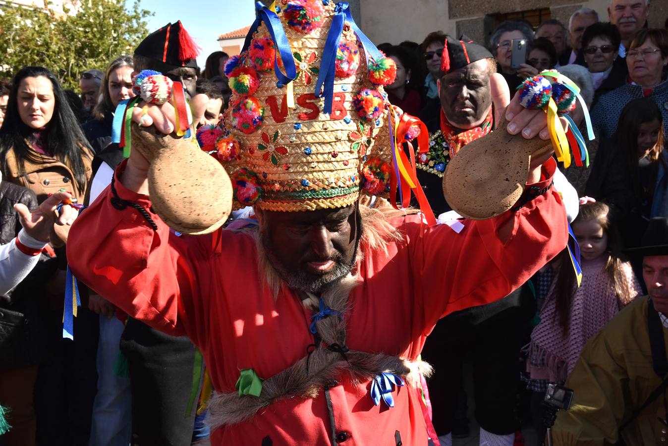 Los Negritos de San Blas llenan de danzas ancetrales Montehermoso