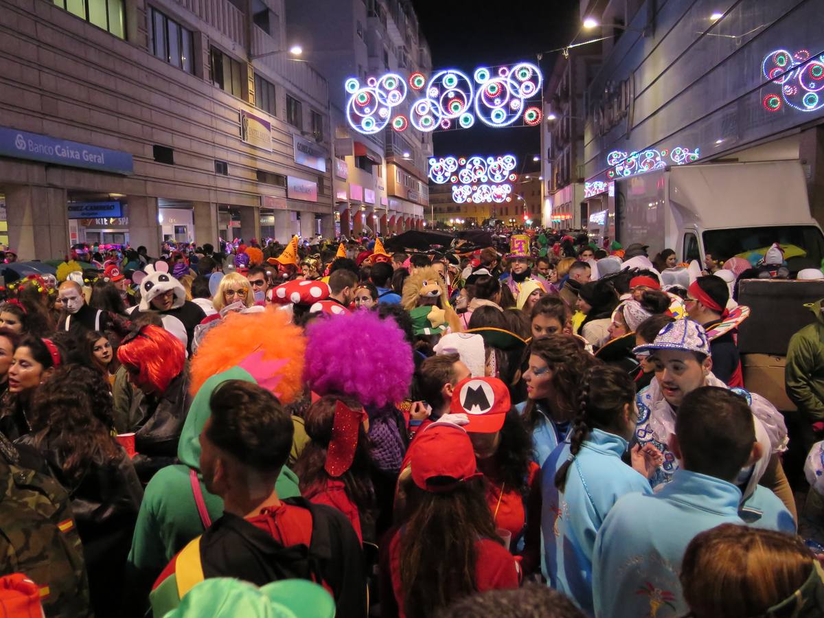 Noche de sábado de Carnaval en Badajoz