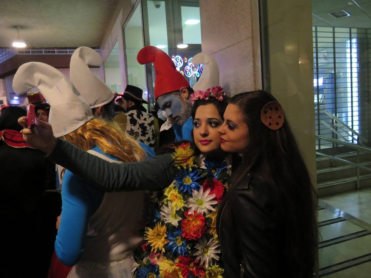 Noche de sábado de Carnaval en Badajoz