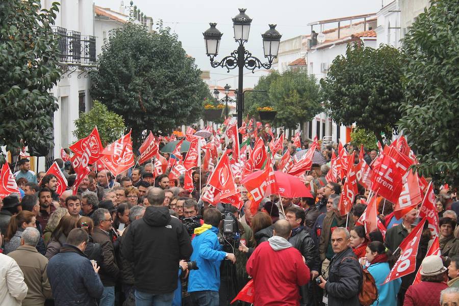 Concentración contra el cierre de la mina Aguablanca en Monesterio