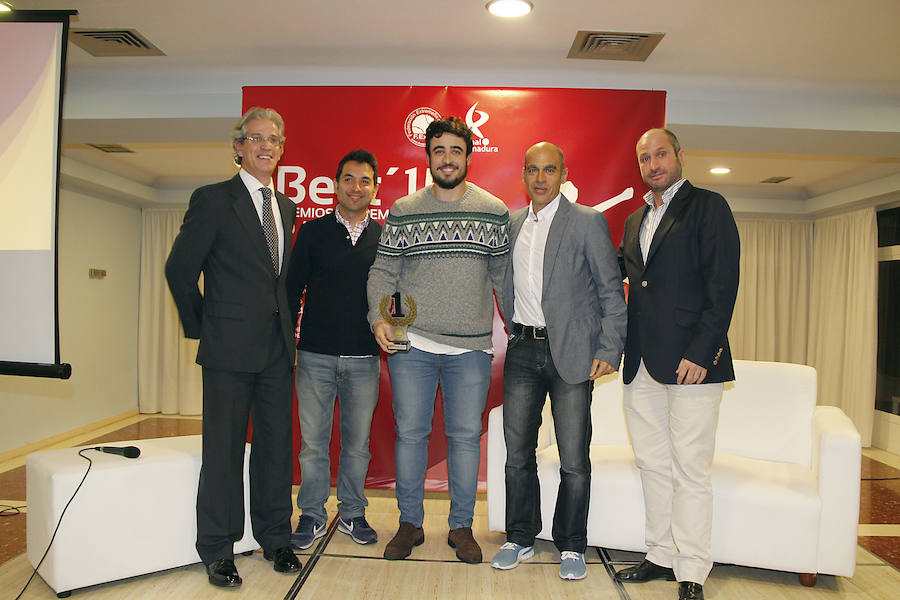 Cáceres respira pádel extremeño