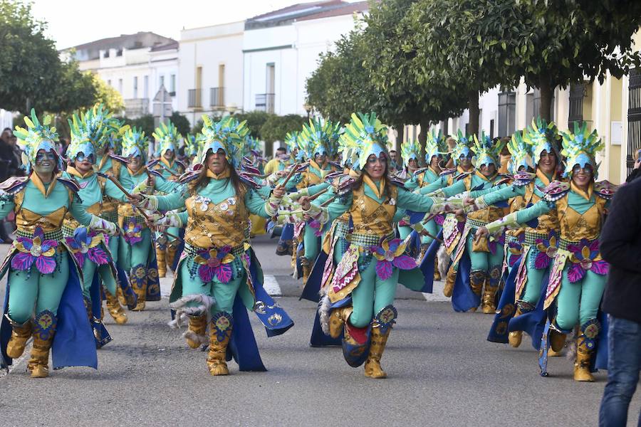 La Garrovilla baila a ritmo de Carnaval