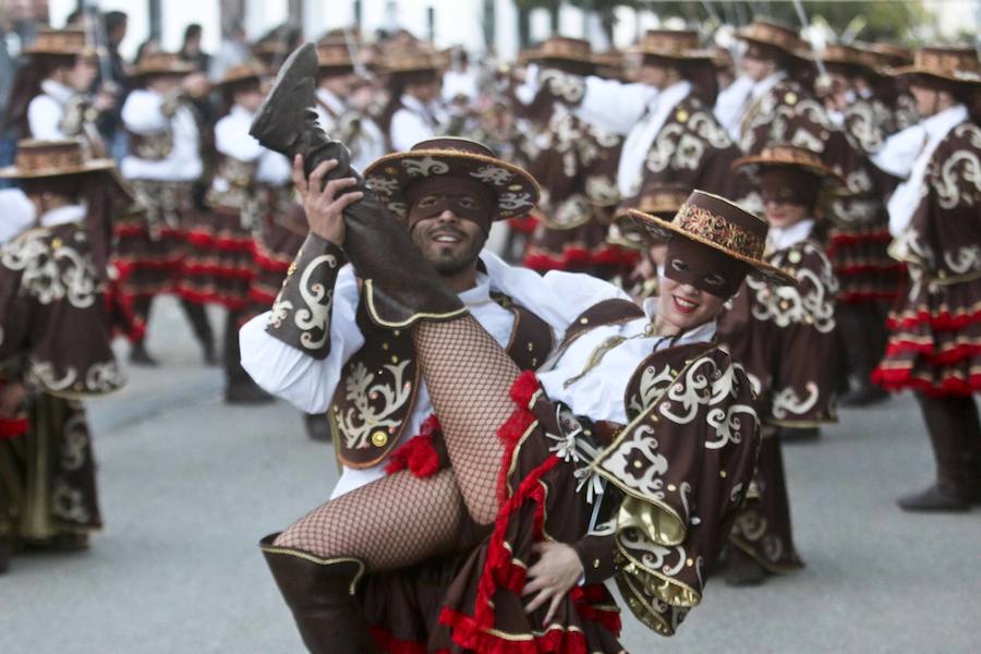 La Garrovilla baila a ritmo de Carnaval