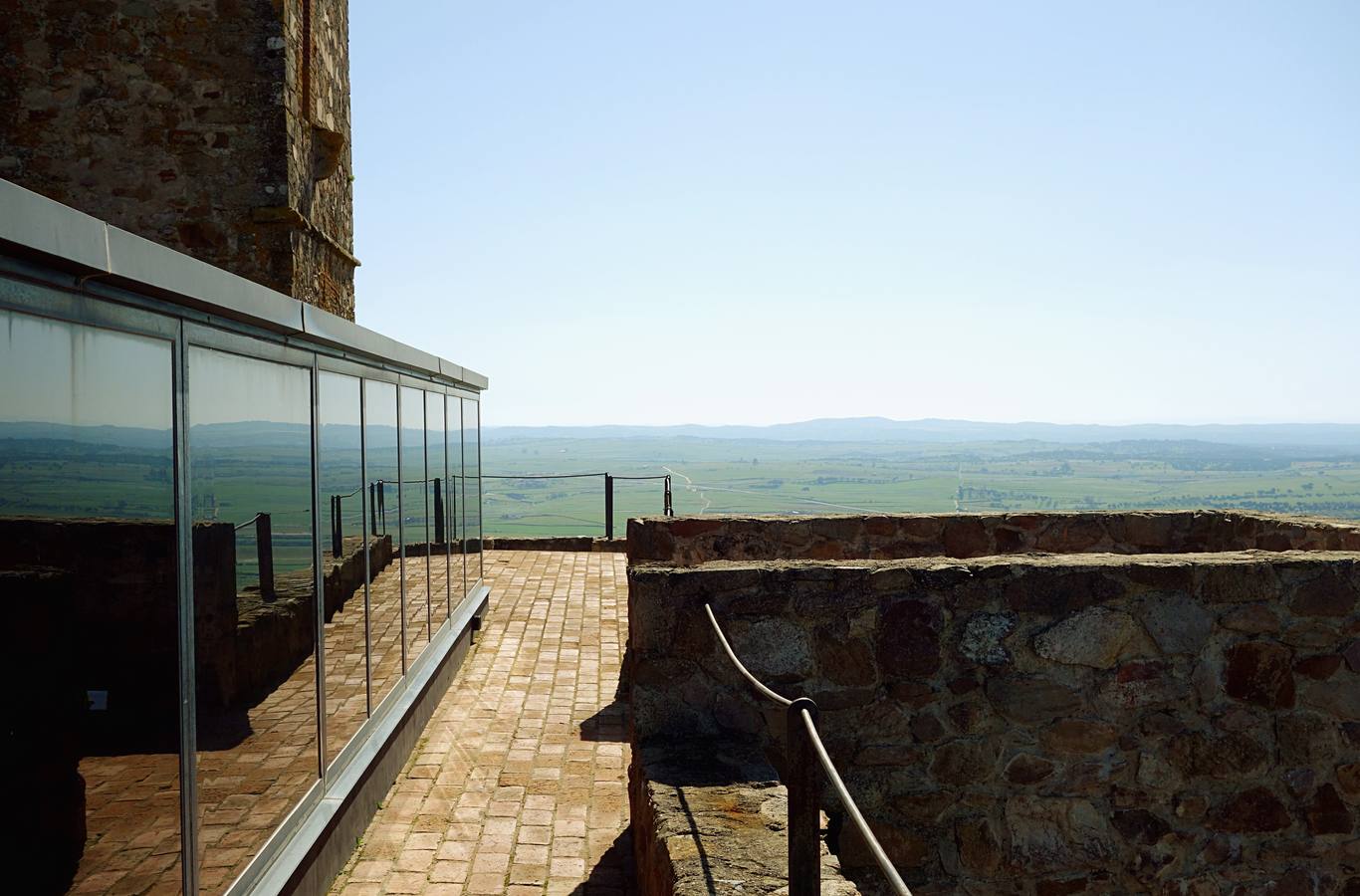 Alconchel, a los pies del castillo de Miraflores