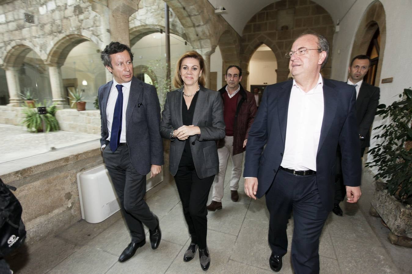 Dolores de Cospedal visita Cáceres