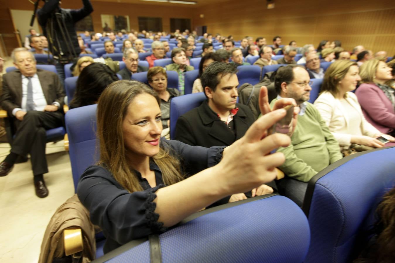 Dolores de Cospedal visita Cáceres