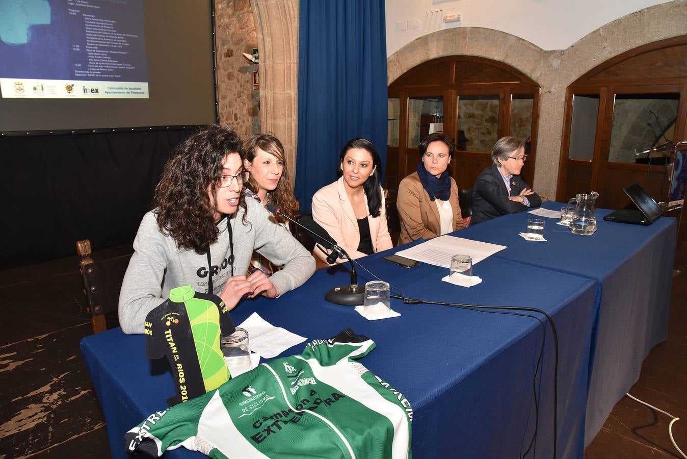 Acto Internacional del Día de la Mujer en Plasencia. Foto: Andy Solé