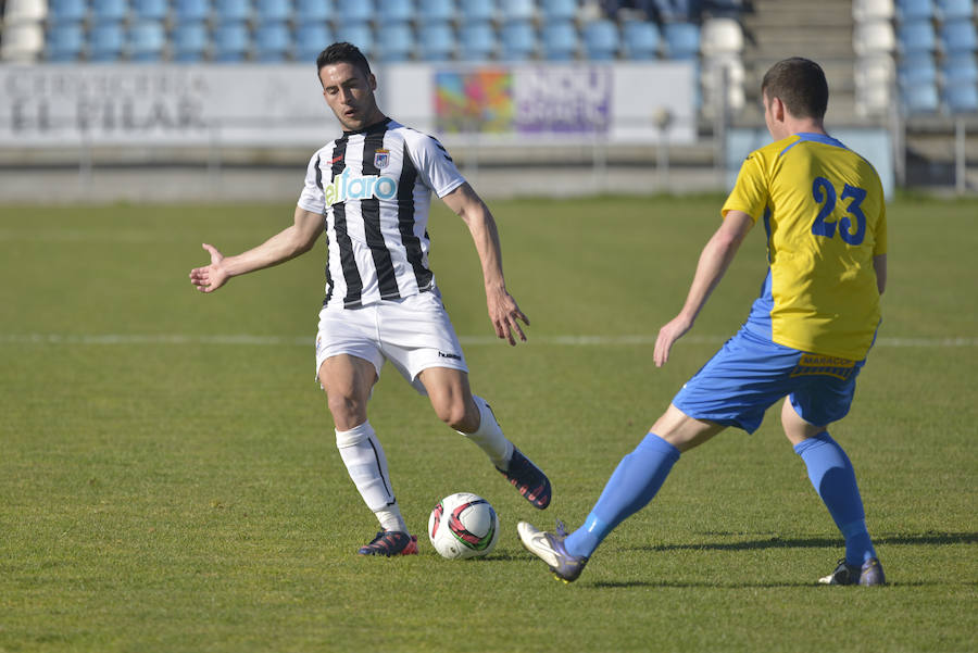 El CD Badajoz gana al Valdelacalzada