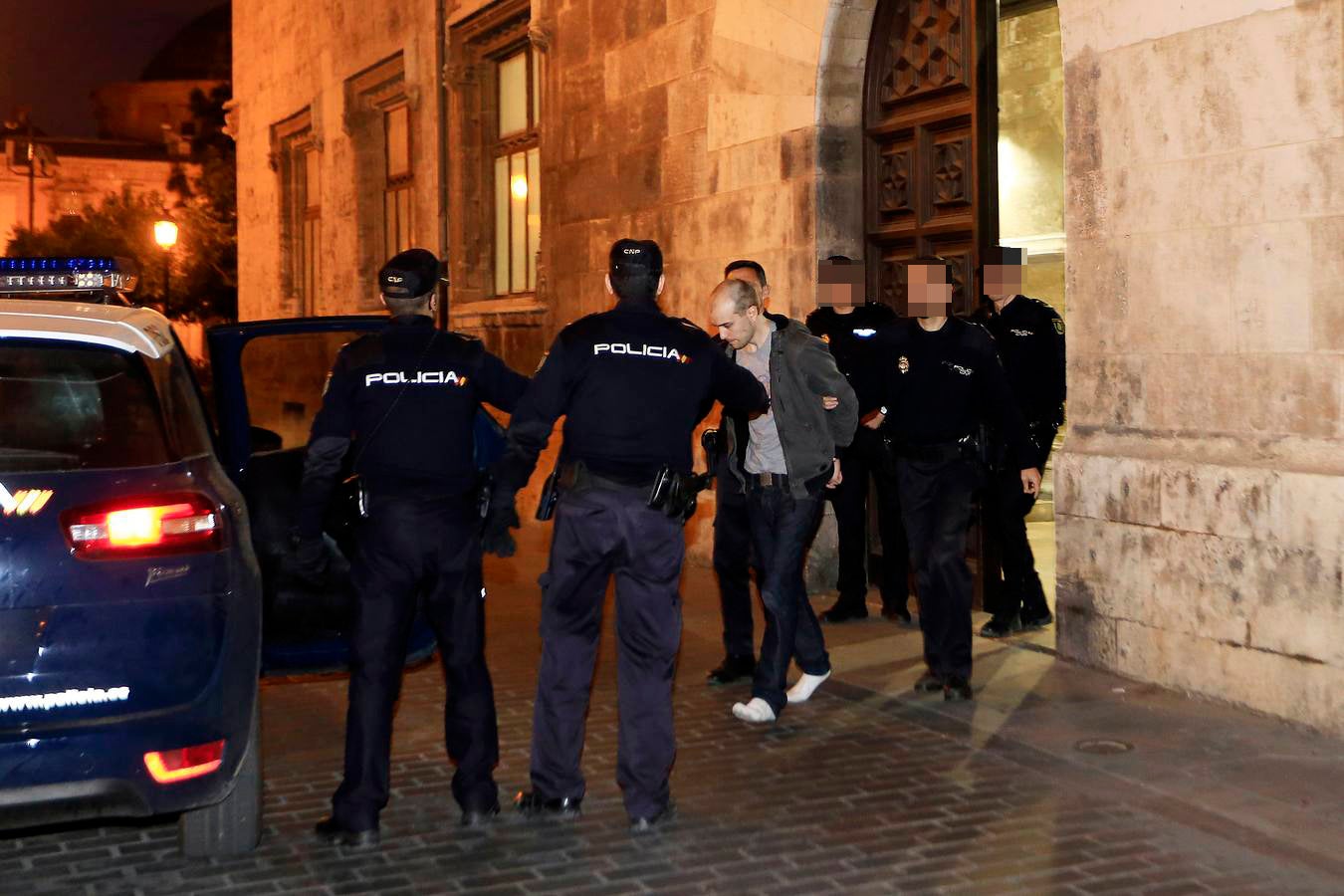 Apuñalada una mujer en plena calle en Valencia