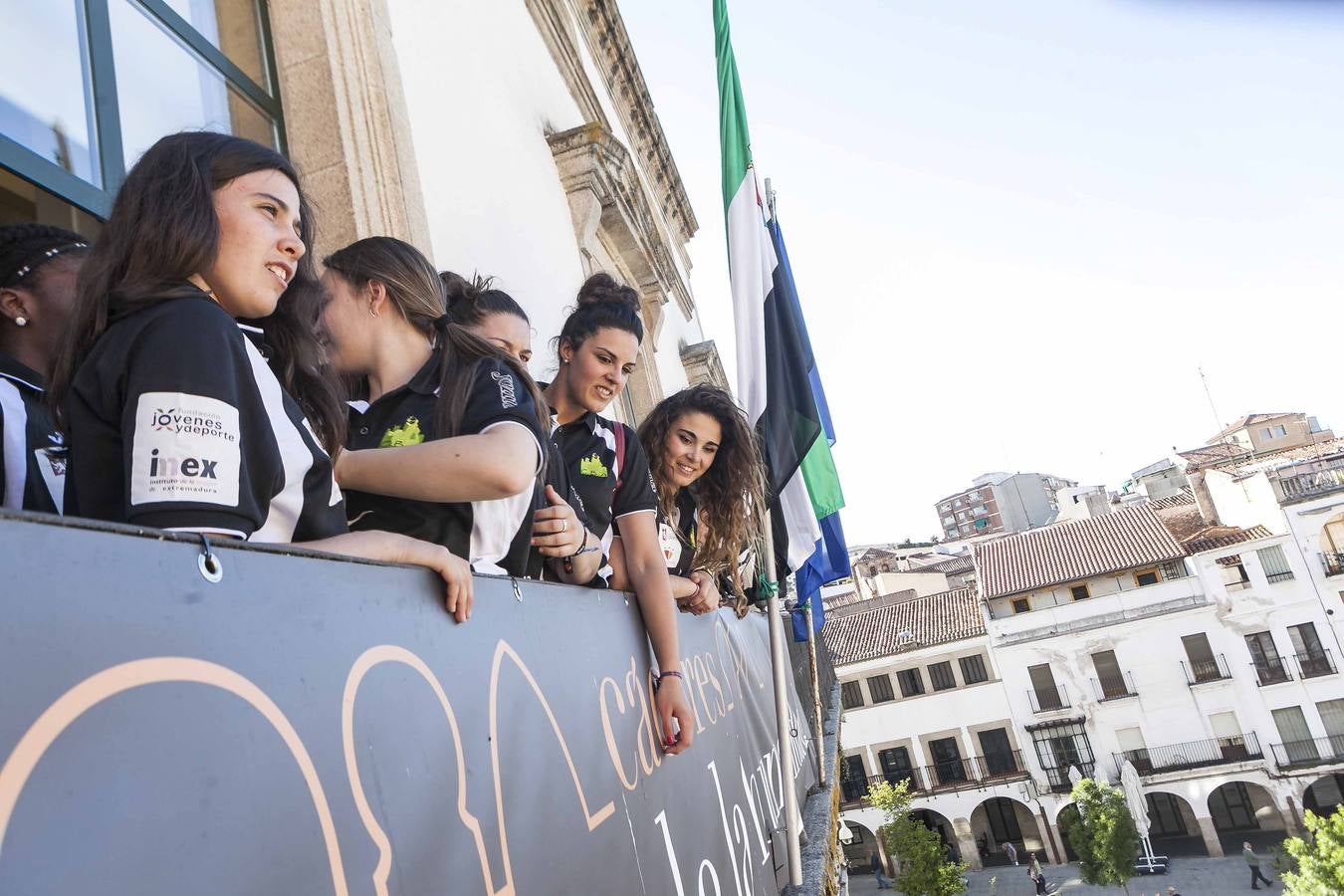 Al-Qazeres ofrece el ascenso a la ciudad