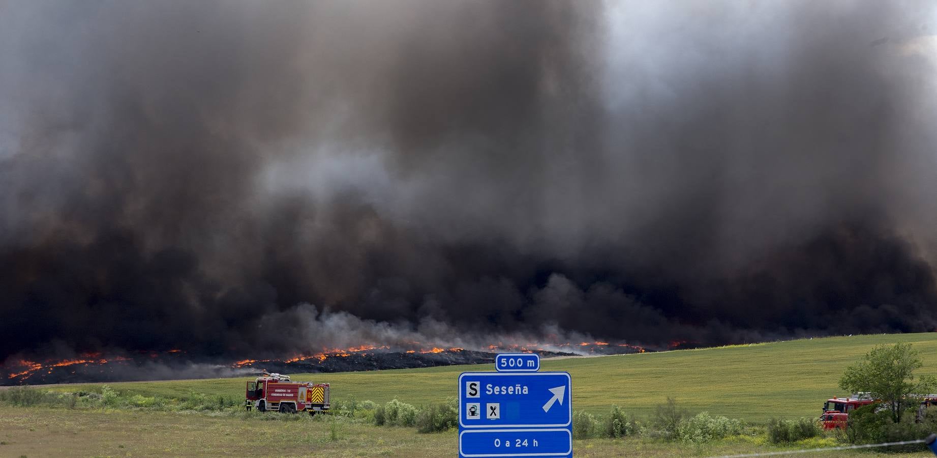 Incendio en el cementerio de neumáticos de Seseña