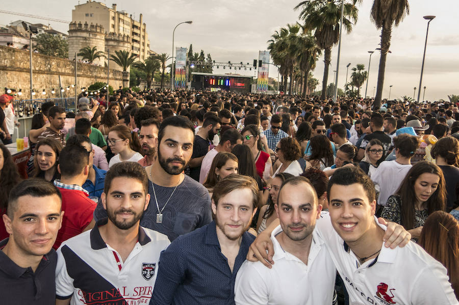 Los Palomos toman las calles de Badajoz