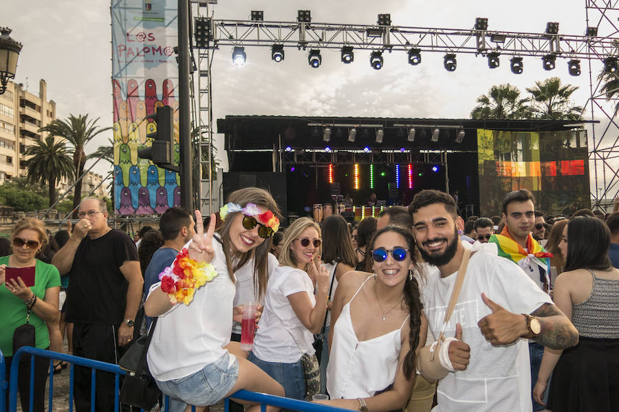 Los Palomos toman las calles de Badajoz