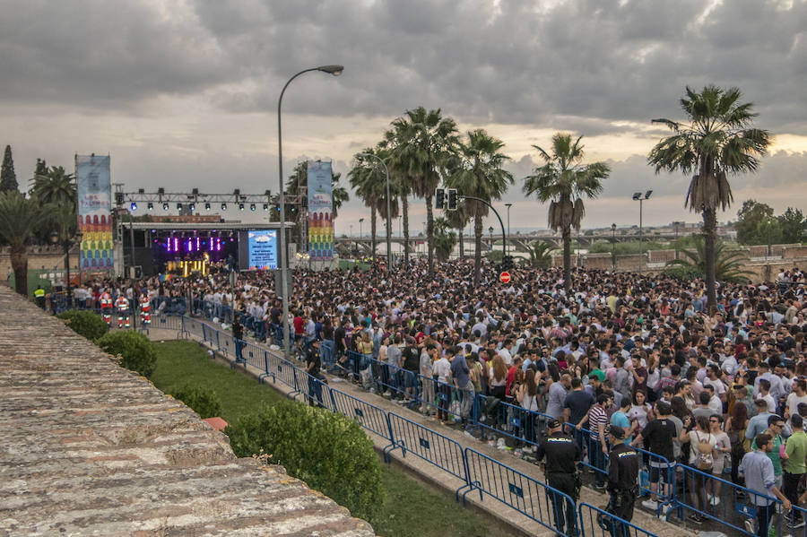 Los Palomos toman las calles de Badajoz