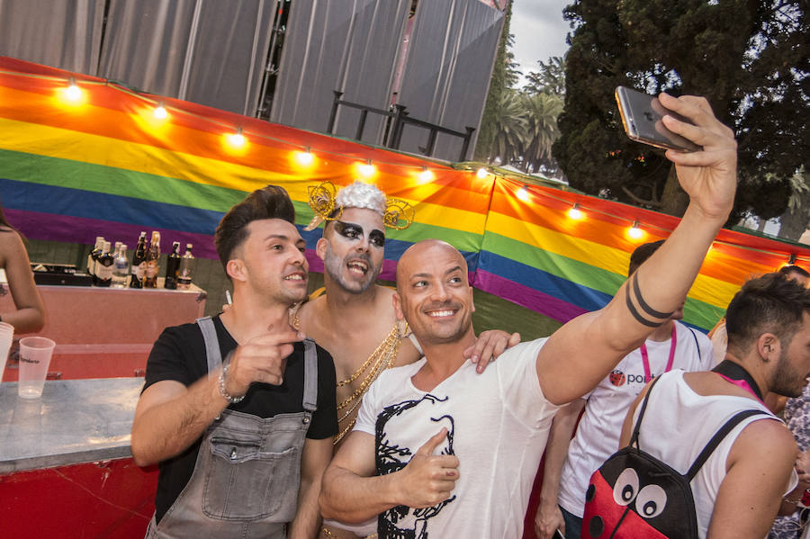 Los Palomos toman las calles de Badajoz