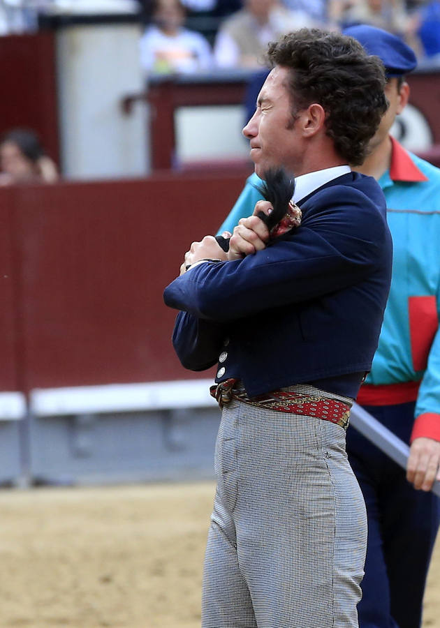 El pacense Leonardo Hernández sale por la puerta grande de las Ventas