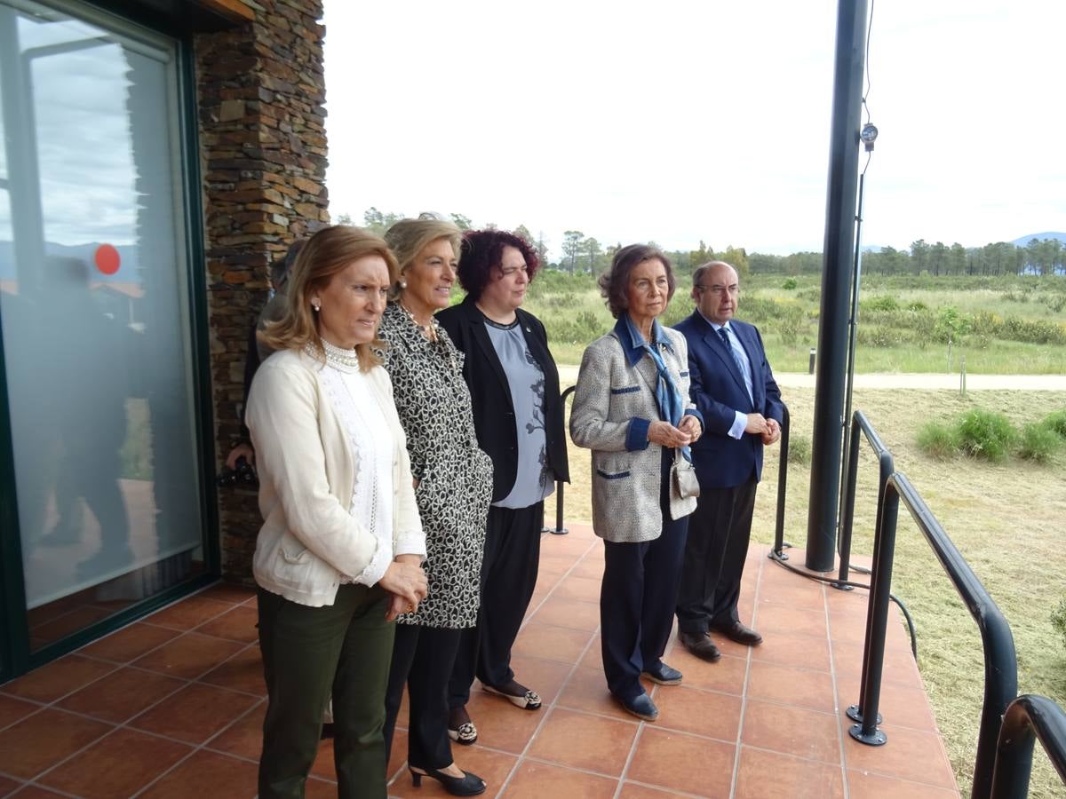 La Reina Sofía visita en centro extremeño de cría del lince ibérico