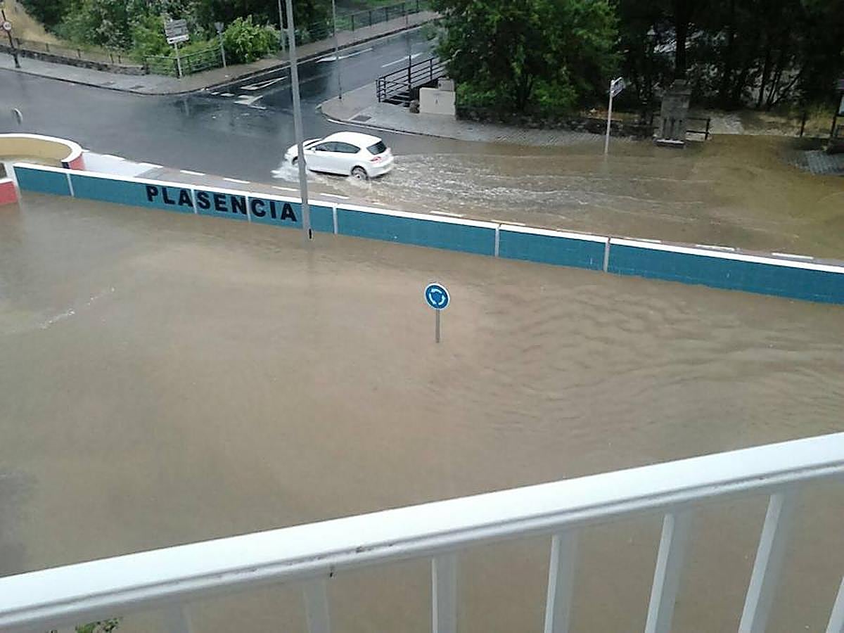 Una fuerte tormenta provoca el caos en Plasencia