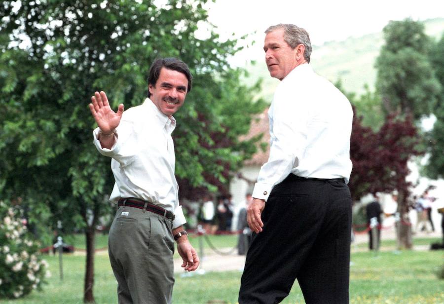 José María Aznar y George W. Bush, durante la visita que el mandatario republicano efectuó en junio de 2001.