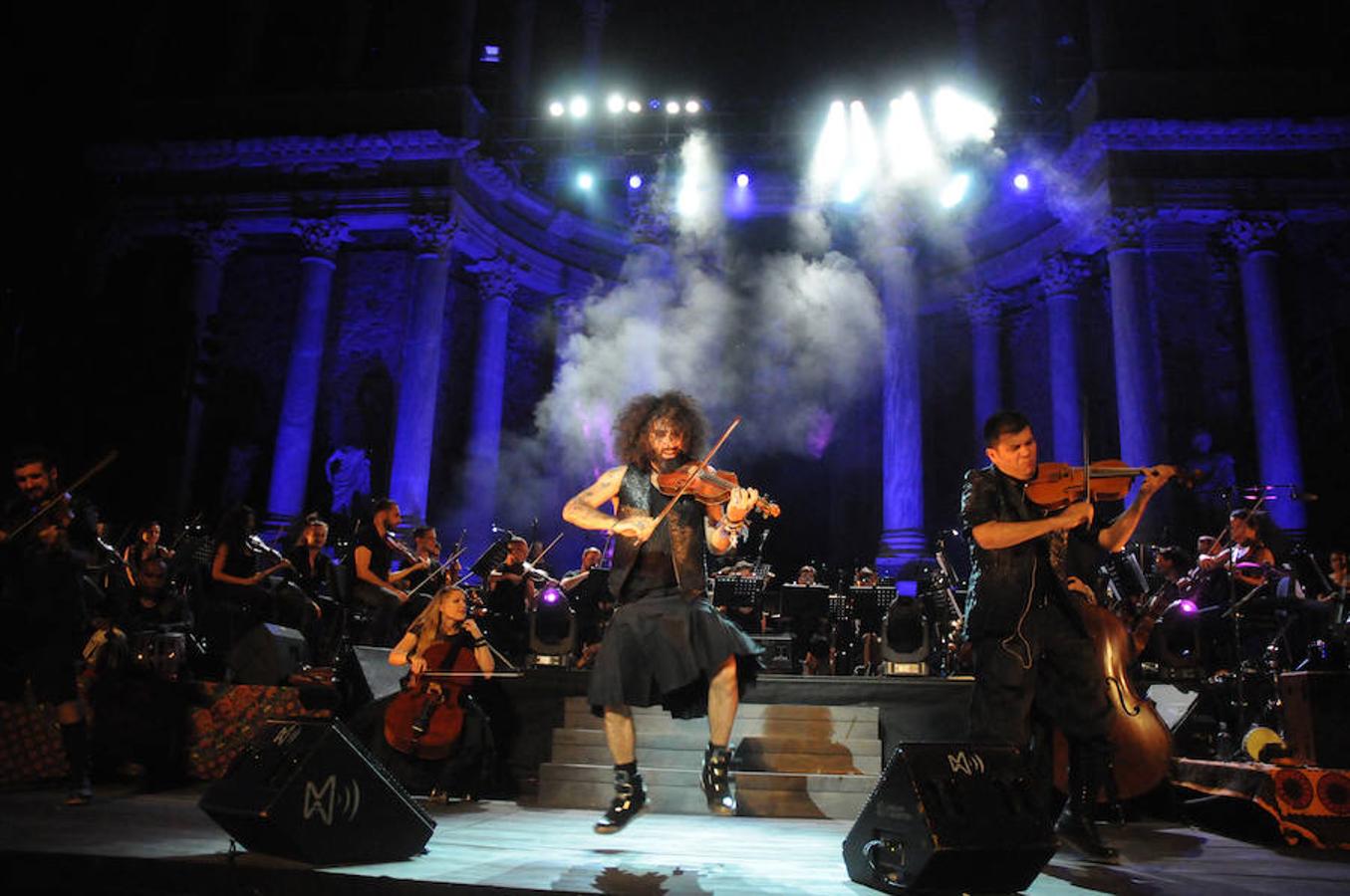 El violinista Ara Malikian conquista el Teatro Romano