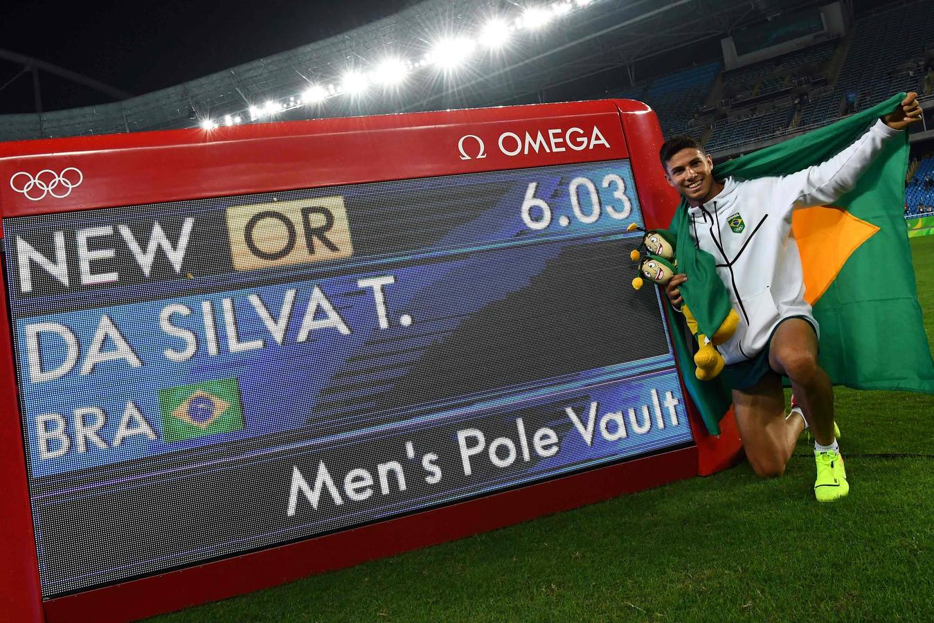 Thiago Braz da Silva sorprende a Lavillenie