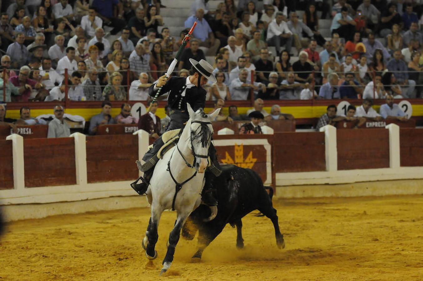 Festival de orejas  a media luz en Mérida
