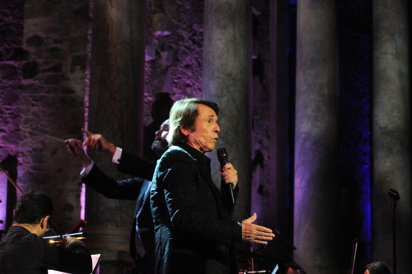 Raphael llenó el Teatro Romano