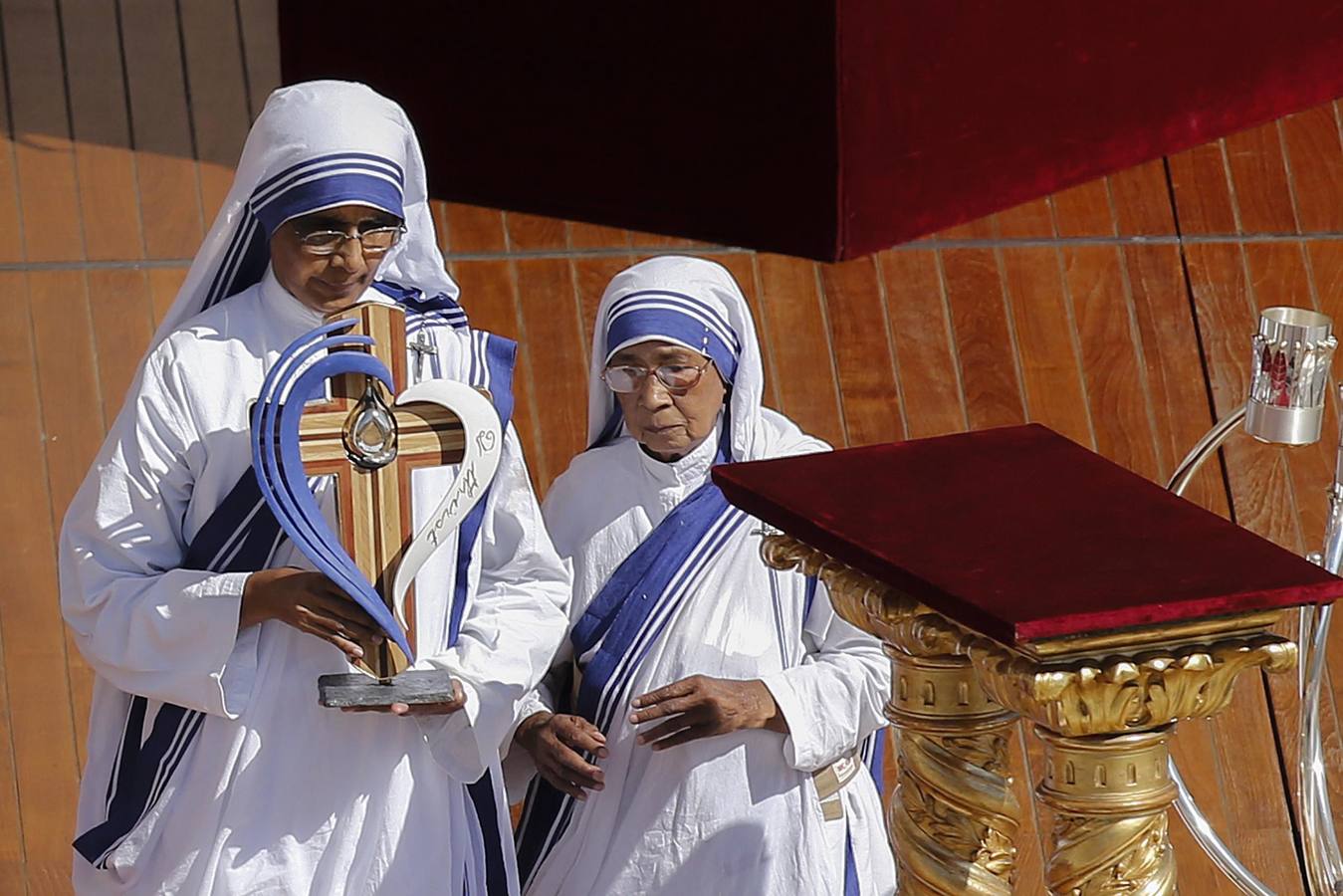 Domingo, 4 de septiembre: El papa Francisco canoniza a la fundadota de las Misericordias de la Caridad, La Madre Teresa de Calcuta Fotografía : Agencias