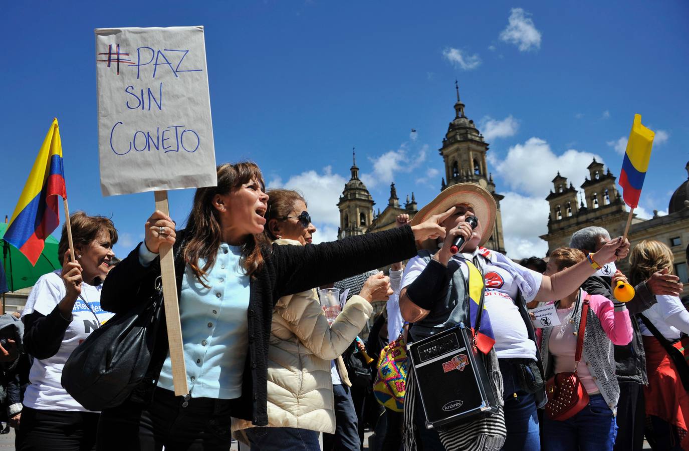 Jueves, 1 de diciembre. El Congreso de Colombia refrenda el acuerdo de Paz con las FARC. Fotografías: Guillermo Legaria