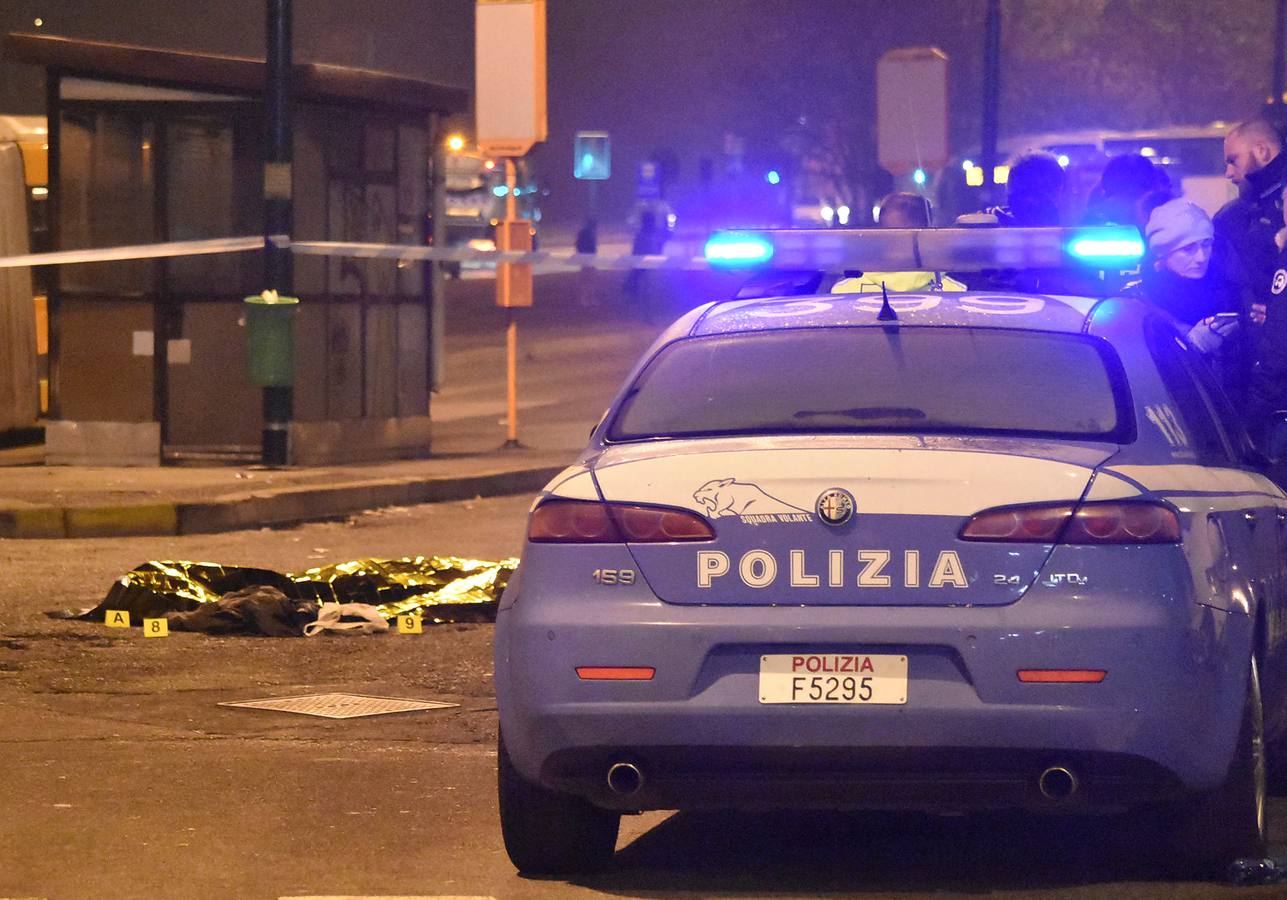 Viernes, 23 de diciembre: La Policía italiana mató en Milán a Anis Amri, el sospechoso de haber perpetrado el atentado que acabó con la vida de doce personas el lunes en Berlín. Fotografía: REUTERS/Stringe