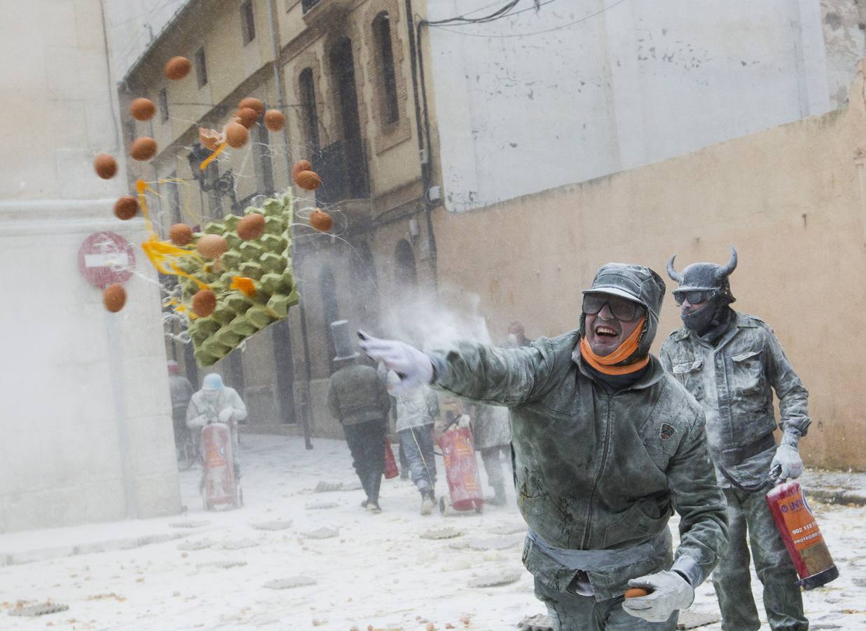 La batalla de &quot;Enfarinats&quot; en la ciudad de Ibi