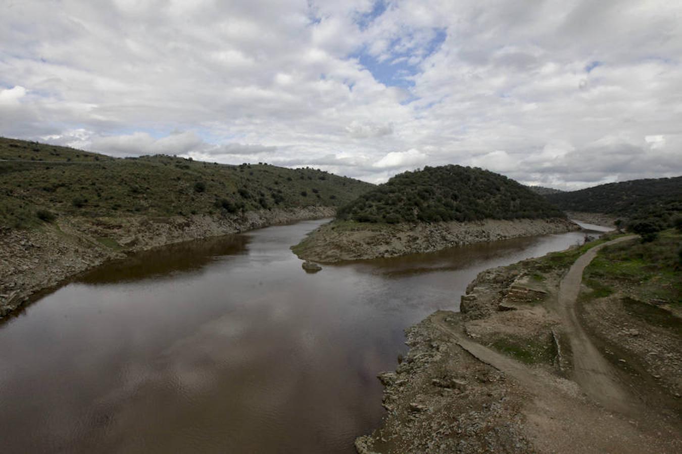 El Guadiloba recupera en dos días lo que consume Cáceres en tres meses