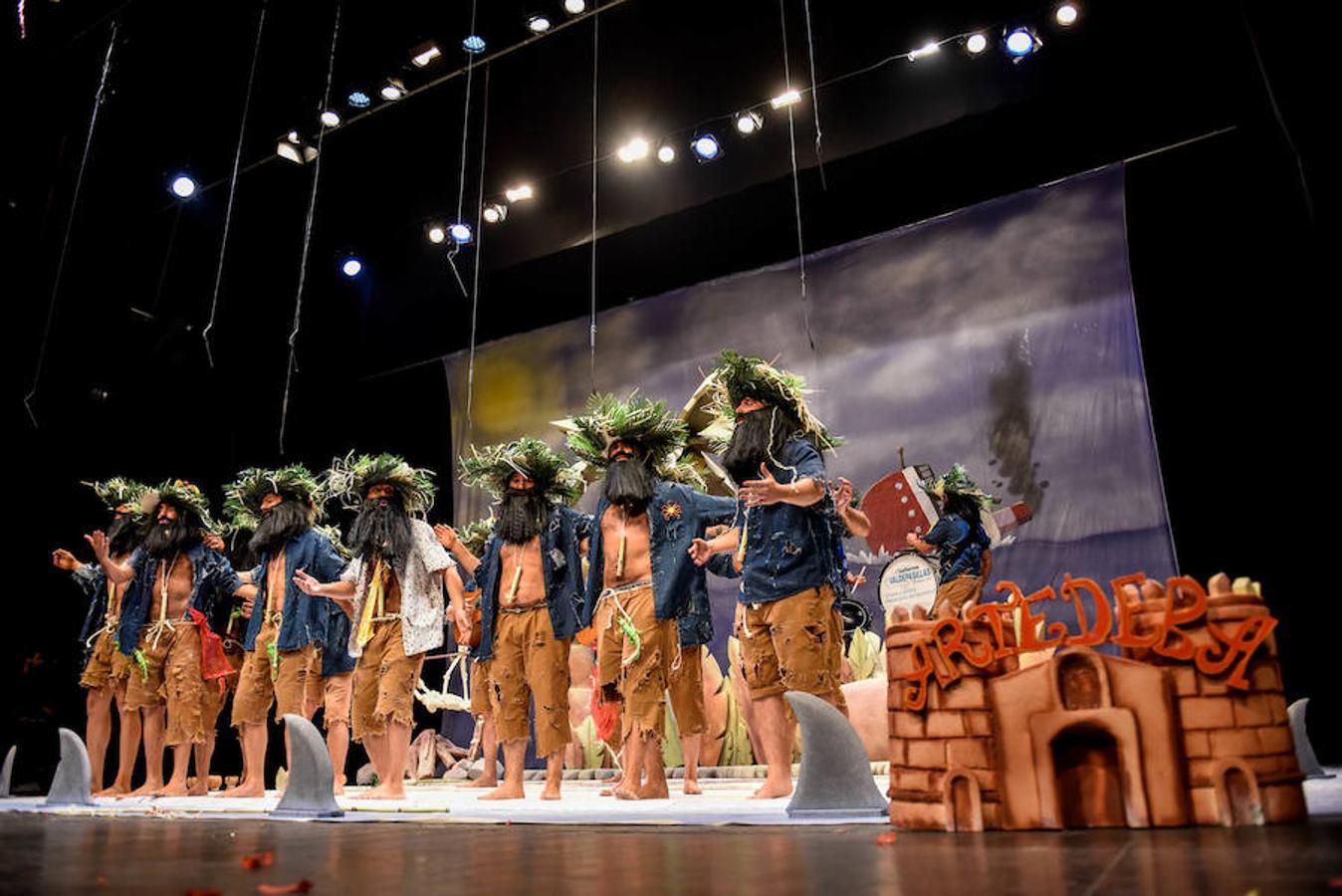 Sorprendieron al público con un pasodoble a Manuela Chavero.