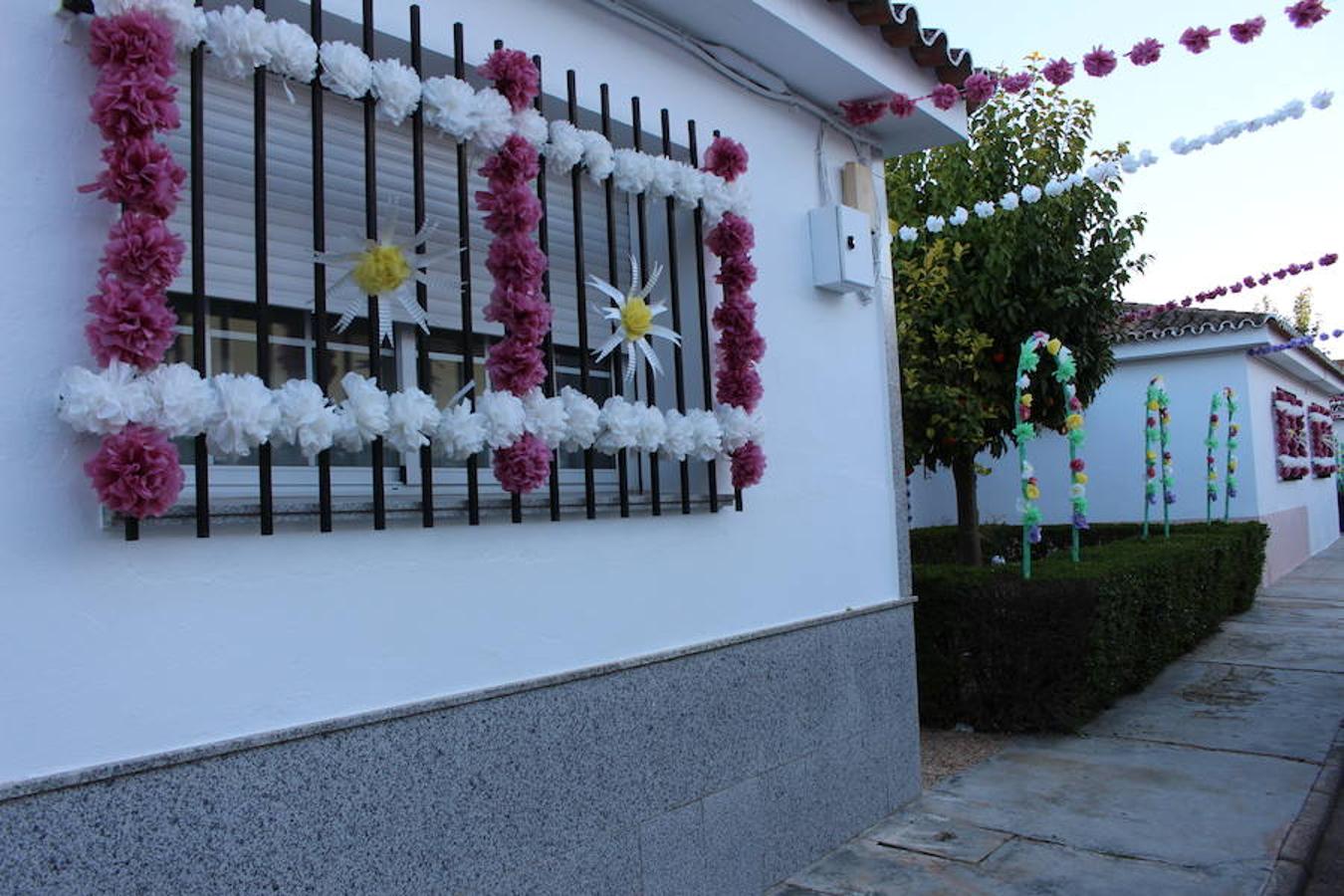 La floración acerca la primavera a Valdelacalzada